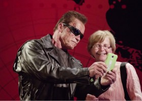 Martwy Terminator straszy turystów w Hollywood
